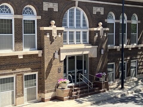 Soldiers Memorial Hall, downtown Waterloo